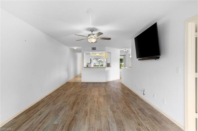 177 Grand Oaks WAY 101, Naples, FL 34110