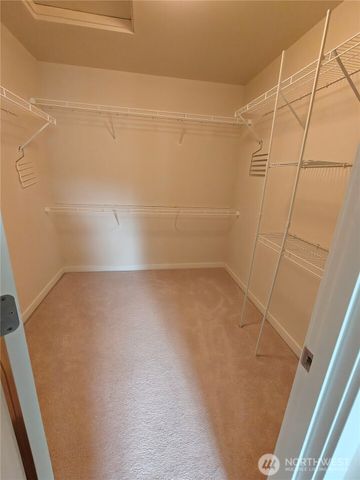 564 MOUNTAIN VIEW Lane NW, Issaquah, WA 98027