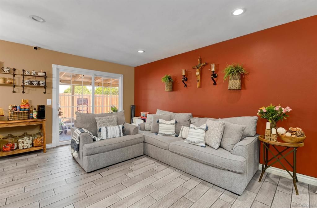 4430 Avenida Del Gado, Oceanside, CA 92057