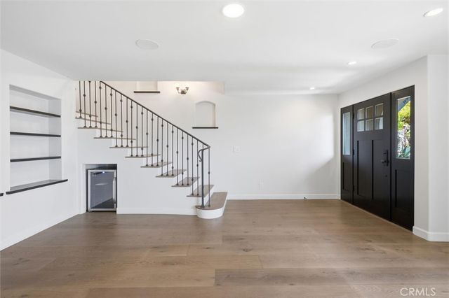 221 24th Street, Manhattan Beach, CA 90266