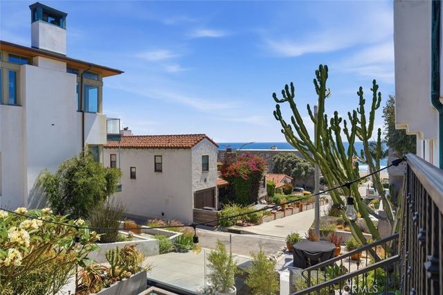 221 24th Street, Manhattan Beach, CA 90266
