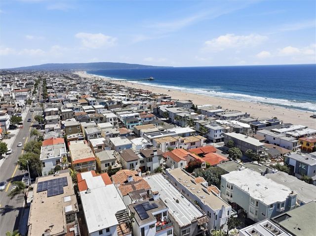 221 24th Street, Manhattan Beach, CA 90266