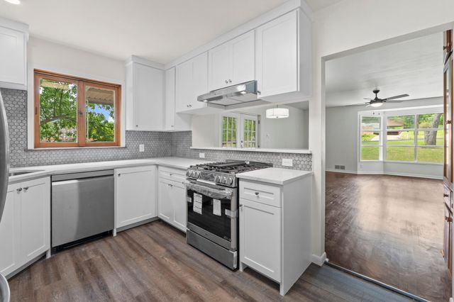 1110 Somerset Ave, Austin, TX 78753