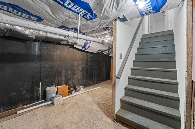 1110 Somerset Ave, Austin, TX 78753