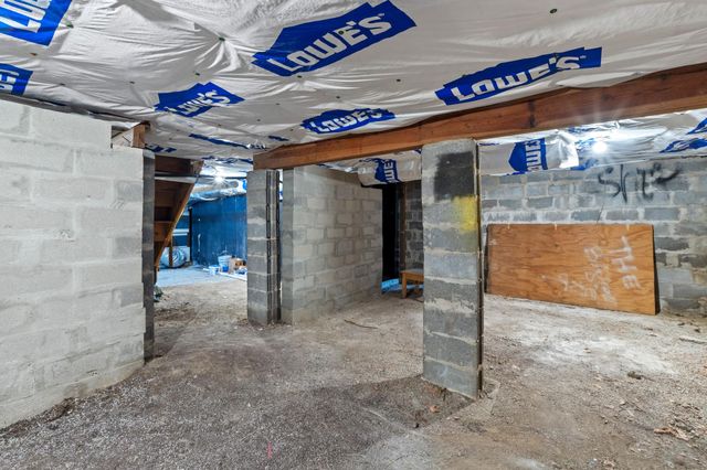 1110 Somerset Ave, Austin, TX 78753