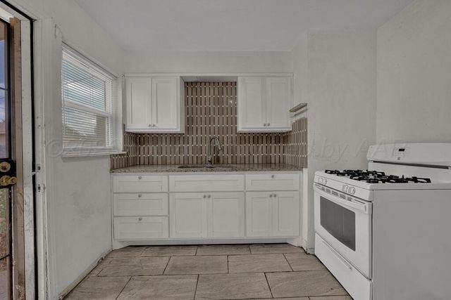 1324 BLUEBELL Street, Amarillo, TX 79107