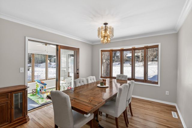 1522 18th Avenue NW, New Brighton, MN 55112