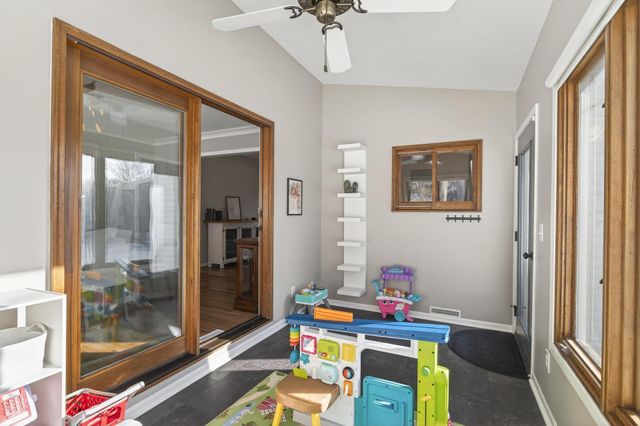 1522 18th Avenue NW, New Brighton, MN 55112