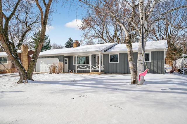 1522 18th Avenue NW, New Brighton, MN 55112