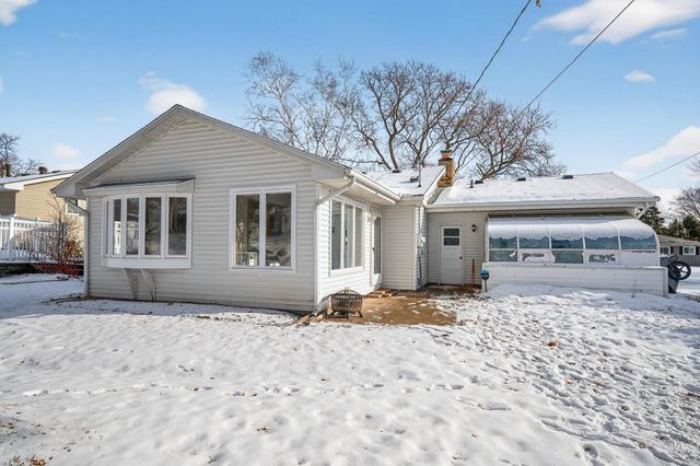 1522 18th Avenue NW, New Brighton, MN 55112