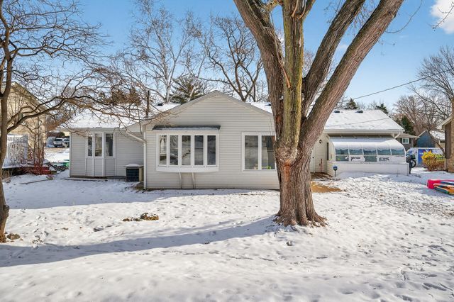 1522 18th Avenue NW, New Brighton, MN 55112