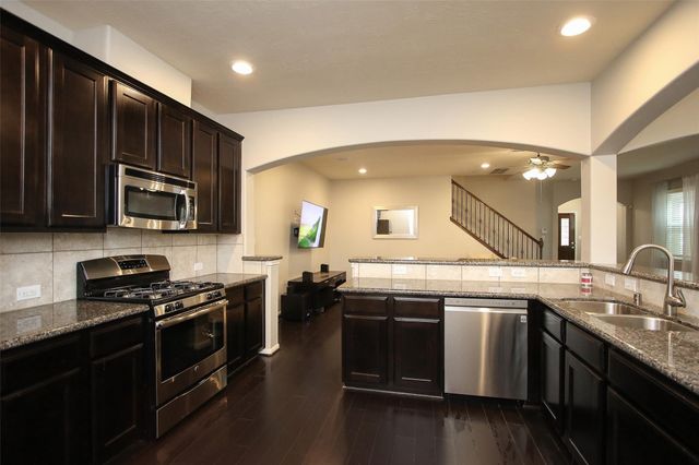 8517 Sunset Loch Drive, Spring, TX 77379