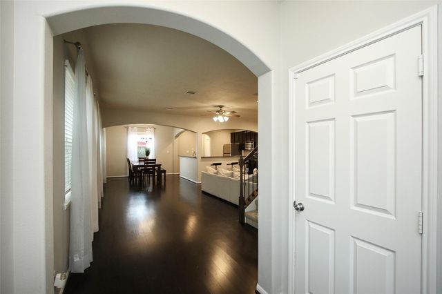 8517 Sunset Loch Drive, Spring, TX 77379