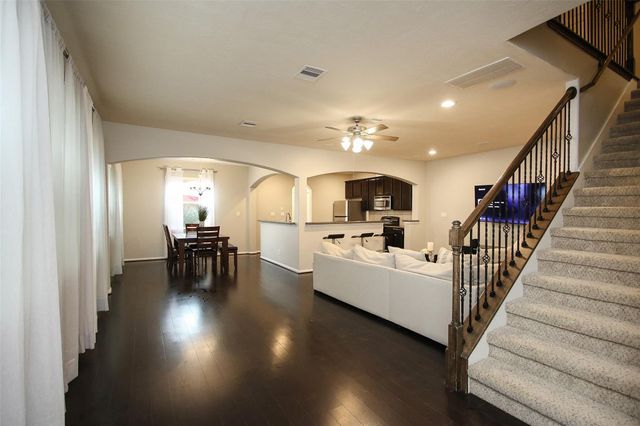 8517 Sunset Loch Drive, Spring, TX 77379