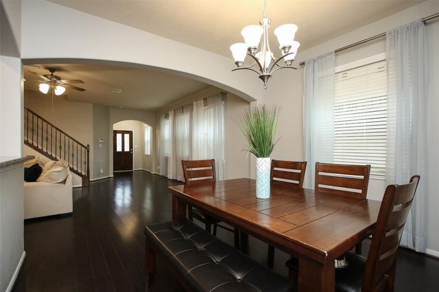 8517 Sunset Loch Drive, Spring, TX 77379