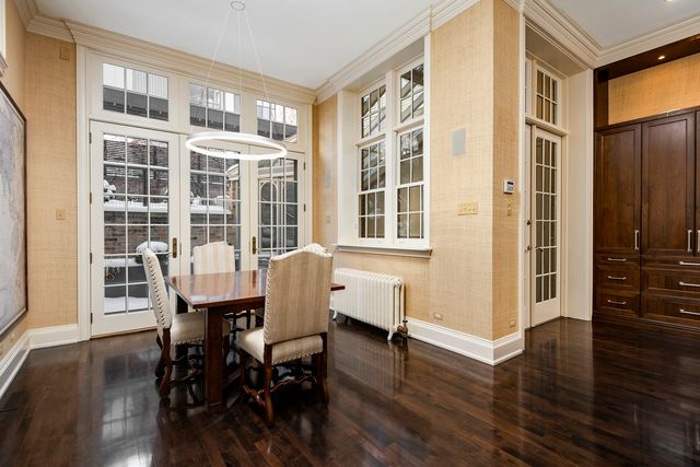 1425 N State Parkway, Chicago, IL 60610