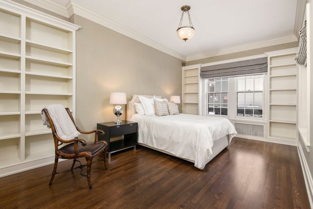 1425 N State Parkway, Chicago, IL 60610