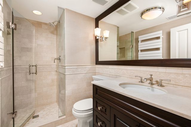 1425 N State Parkway, Chicago, IL 60610