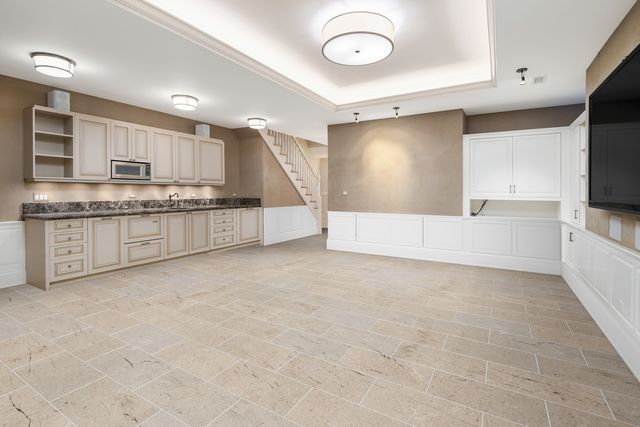 1425 N State Parkway, Chicago, IL 60610