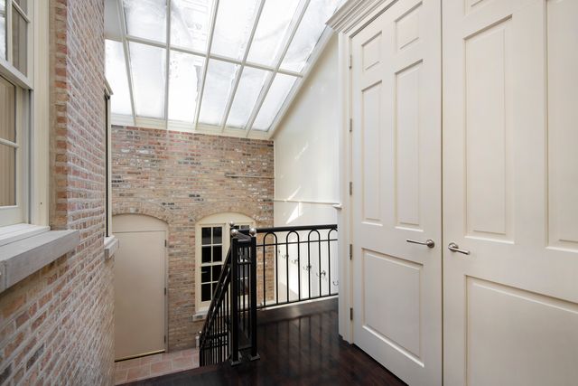 1425 N State Parkway, Chicago, IL 60610