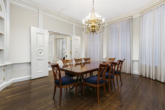 1425 N State Parkway, Chicago, IL 60610