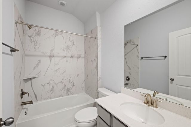 10114 Native Grove Drive, Missouri City, TX 77459