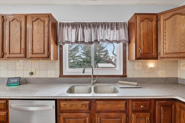 3472 Springwheat Drive, Rockford, IL 61114