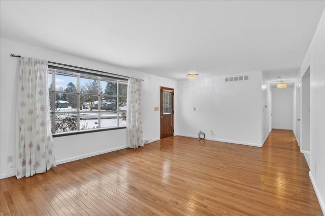 3472 Springwheat Drive, Rockford, IL 61114