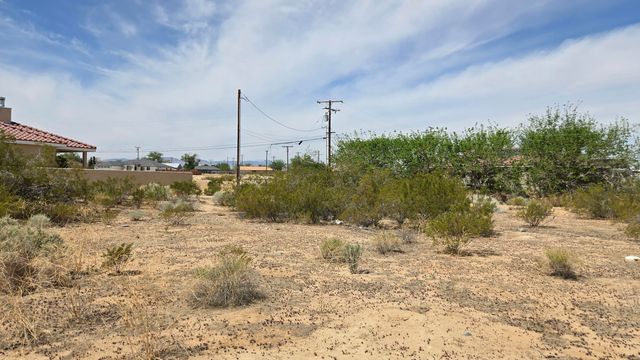 Calhoun Drive, California City, CA 93505