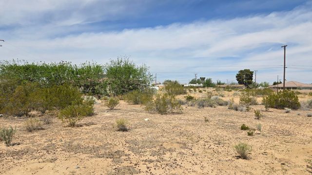Calhoun Drive, California City, CA 93505