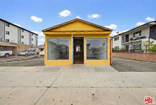 10025 S Western Avenue, Los Angeles, CA 90047