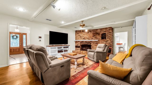 1601 Yarborough Drive, Sherman, TX 75092