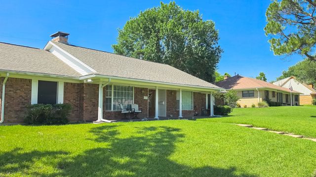 1601 Yarborough Drive, Sherman, TX 75092