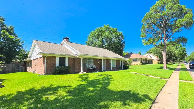 1601 Yarborough Drive, Sherman, TX 75092
