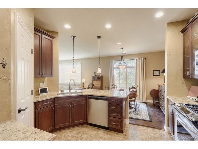 10122 Bluffmont Ln, Lone Tree, CO 80124
