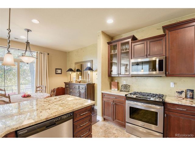 10122 Bluffmont Ln, Lone Tree, CO 80124