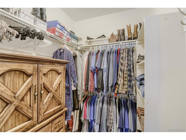 10122 Bluffmont Ln, Lone Tree, CO 80124