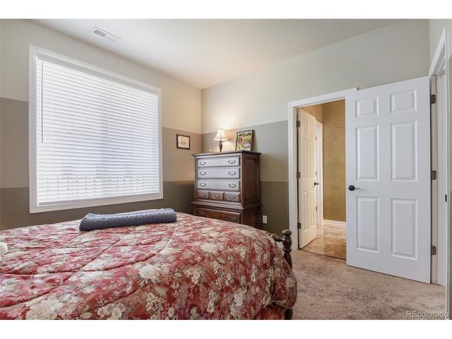 10122 Bluffmont Ln, Lone Tree, CO 80124
