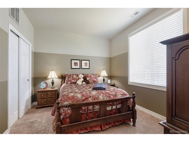 10122 Bluffmont Ln, Lone Tree, CO 80124