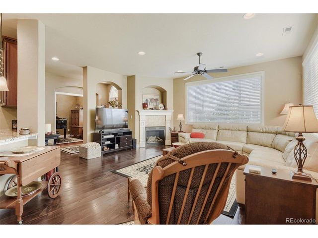 10122 Bluffmont Ln, Lone Tree, CO 80124