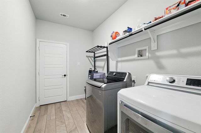 41 Reid Court, Waxahachie, TX 75167