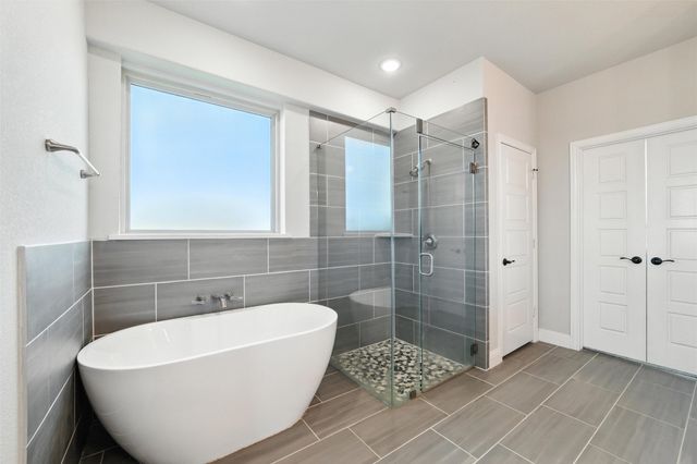 41 Reid Court, Waxahachie, TX 75167