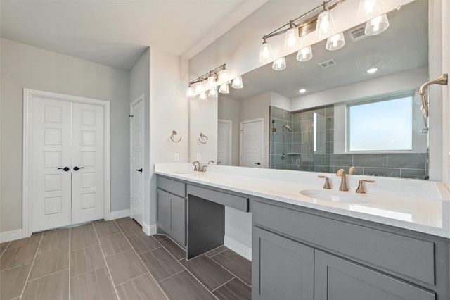 41 Reid Court, Waxahachie, TX 75167