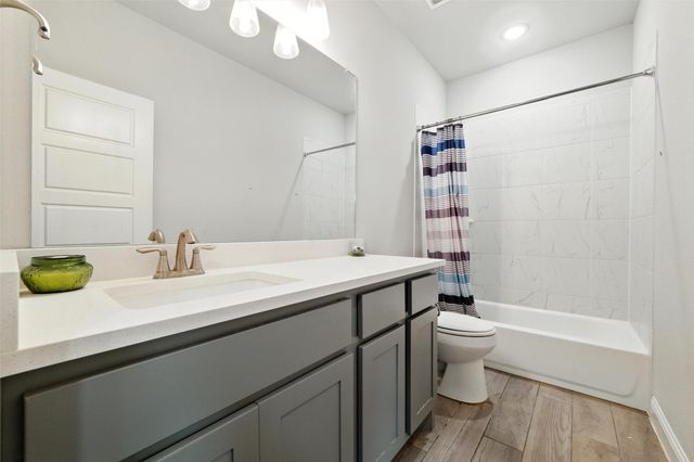 41 Reid Court, Waxahachie, TX 75167