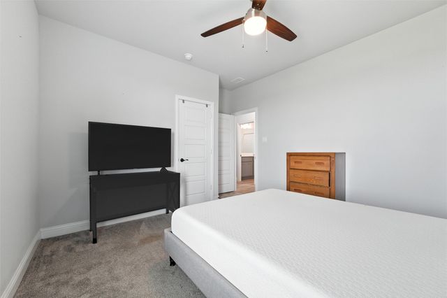 41 Reid Court, Waxahachie, TX 75167