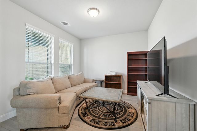 41 Reid Court, Waxahachie, TX 75167