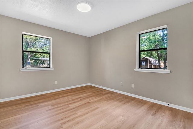 104 North Oneal Street, Caldwell, TX 77836