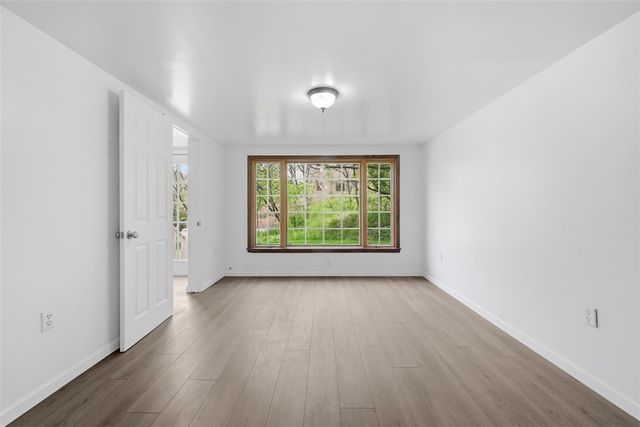 148 Sunrise Dr, Pleasant Hills, PA 15236