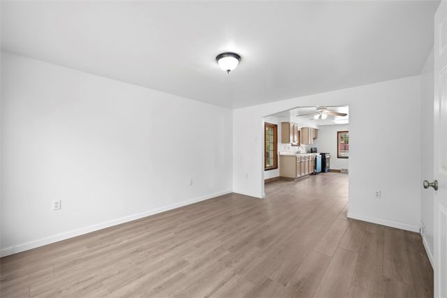 148 Sunrise Dr, Pleasant Hills, PA 15236