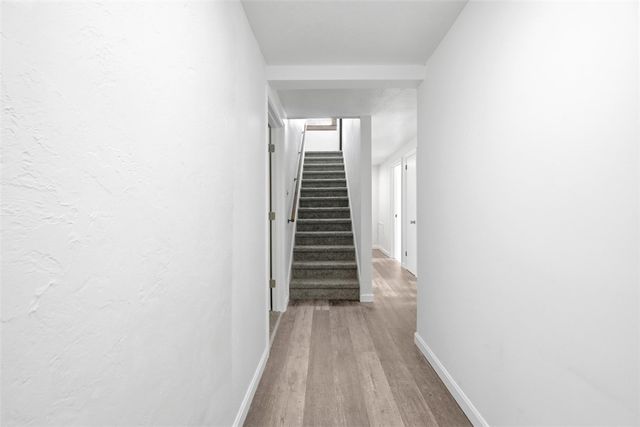 148 Sunrise Dr, Pleasant Hills, PA 15236
